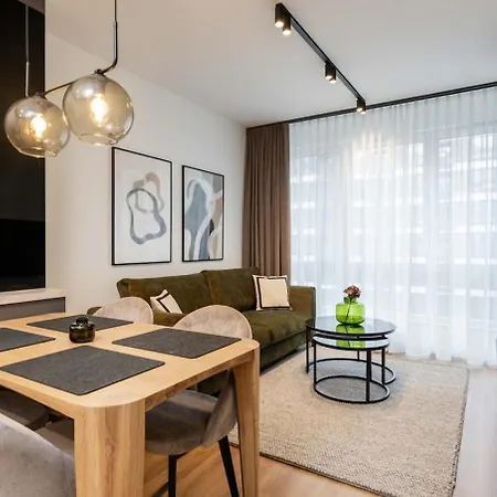 Earthy Elegance Mokotow Balcony&parking Apartament Warszawa